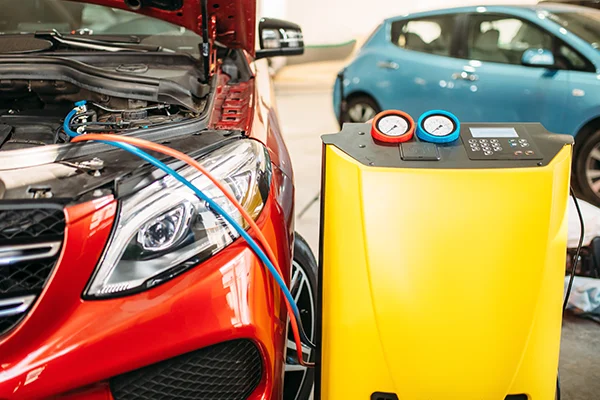 Vehicle receiving A/C diagnostics 